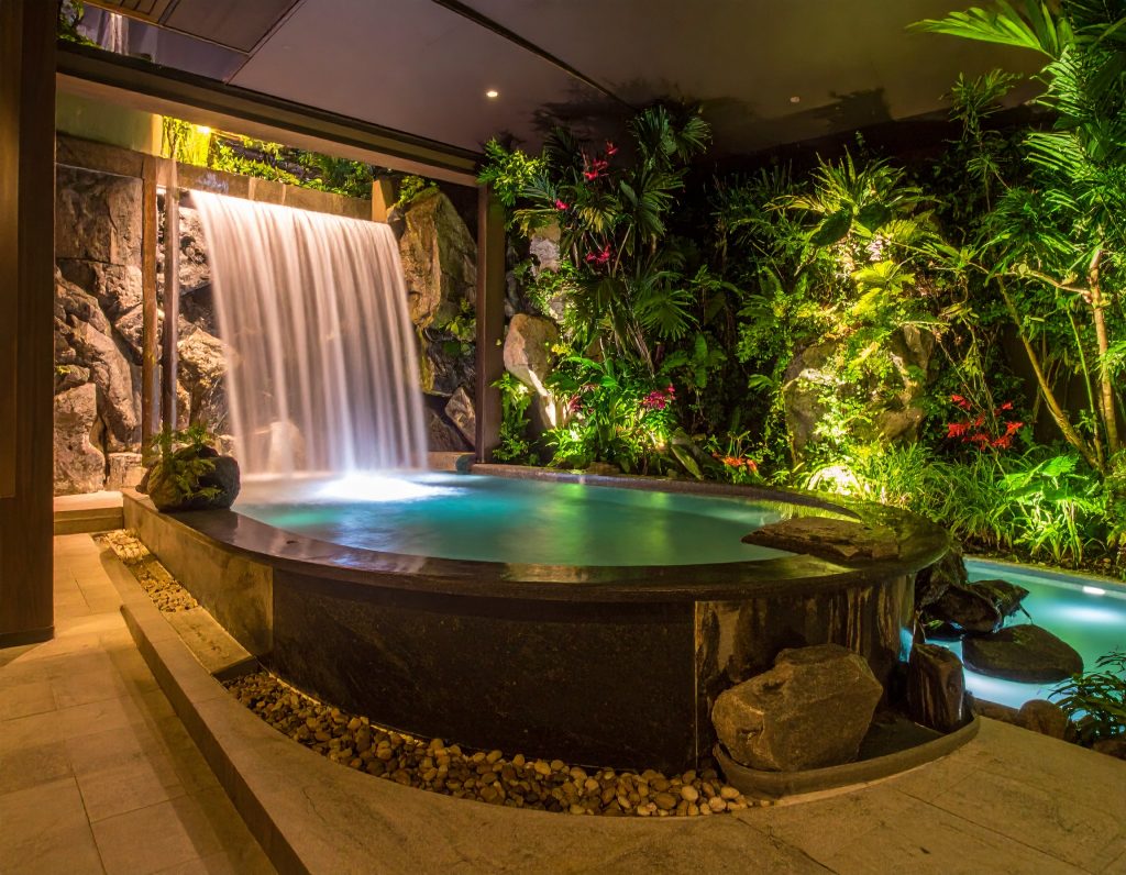 Chi, The Spa at Shangri-La Singapore – traditional Asian-inspired wellness sanctuary.